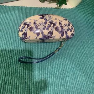 SUNGLASS CASE